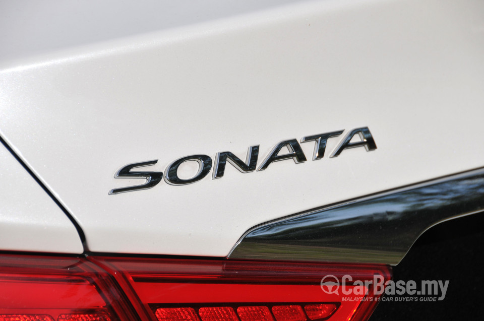 Hyundai Sonata YF Facelift (2013) Exterior