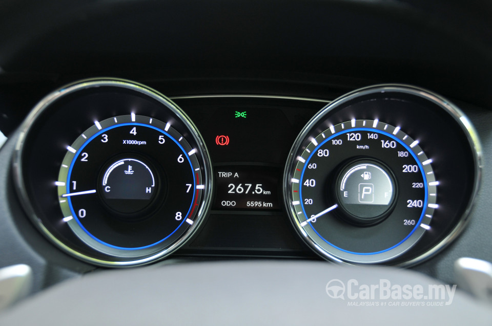 Hyundai Sonata YF Facelift (2013) Interior