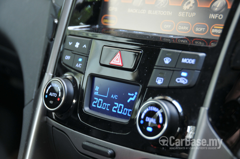 Hyundai Sonata YF Facelift (2013) Interior