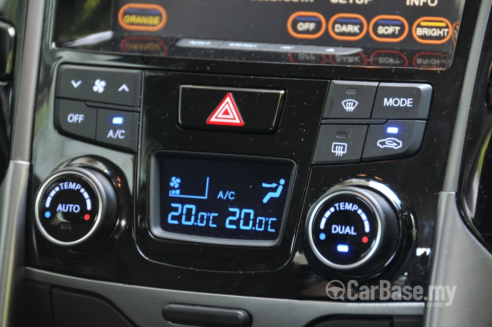 Hyundai Sonata YF Facelift (2013) Interior