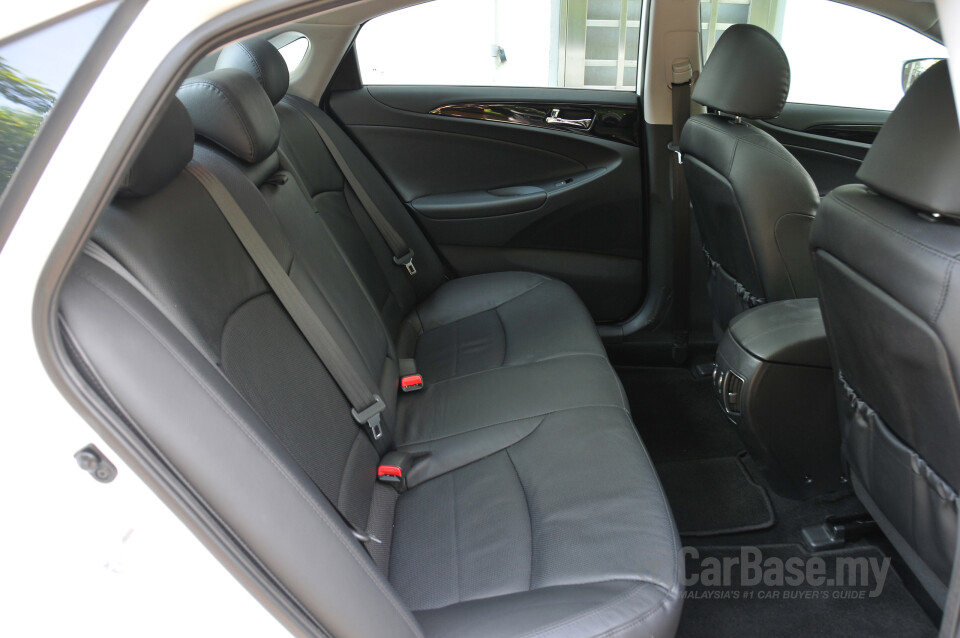 Mitsubishi ASX Mk1 Facelift (2013) Interior