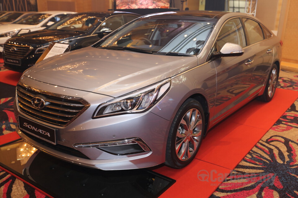 Nissan Grand Livina L11 Facelift (2013) Exterior