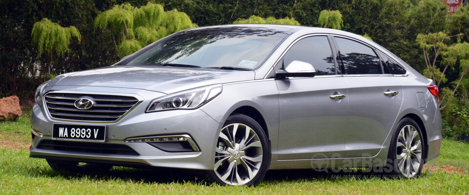 Subaru Outback BN (2015) Exterior