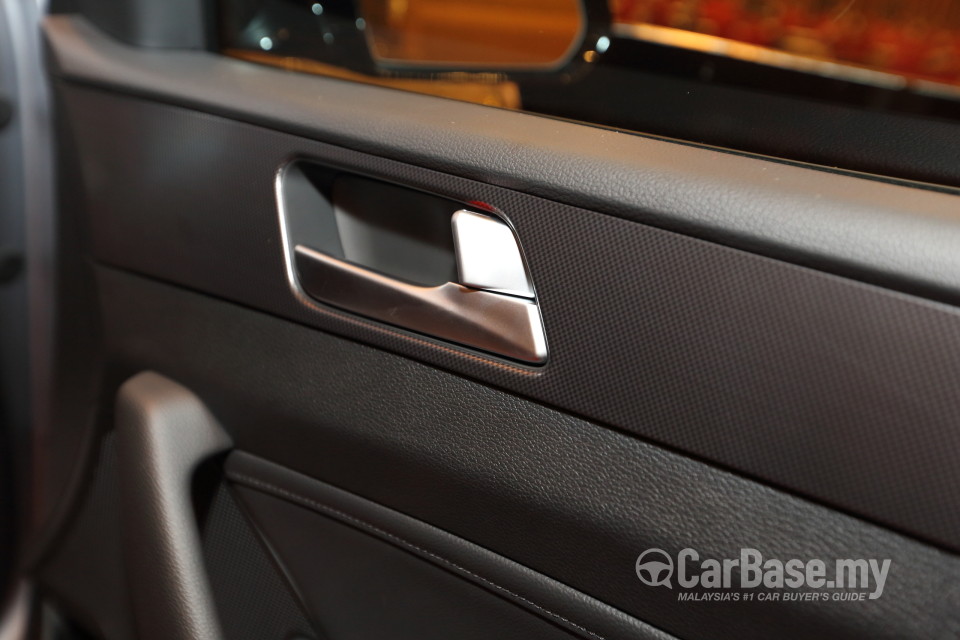 Hyundai Sonata LF (2014) Interior