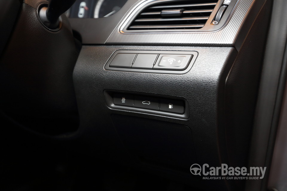 Hyundai Sonata LF (2014) Interior