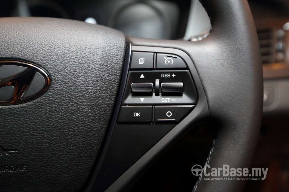 Hyundai Sonata LF (2014) Interior