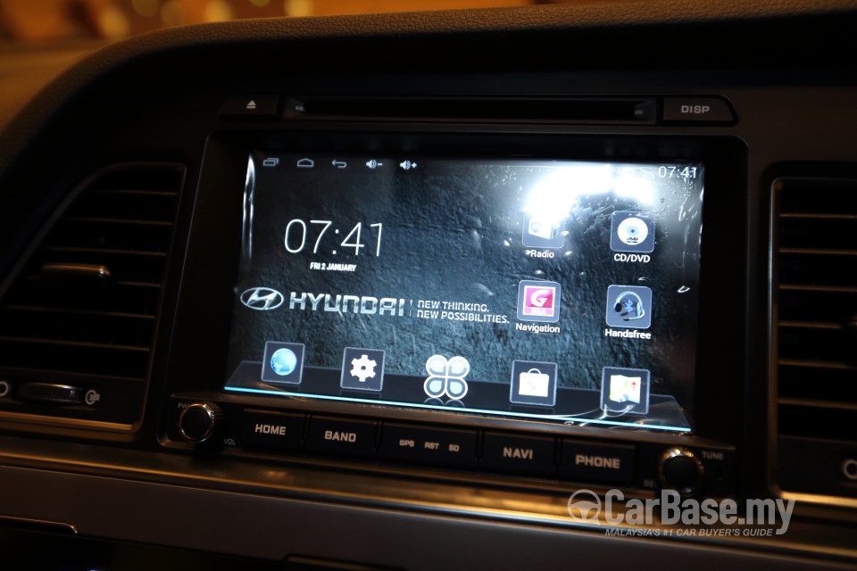Hyundai Sonata LF (2014) Interior