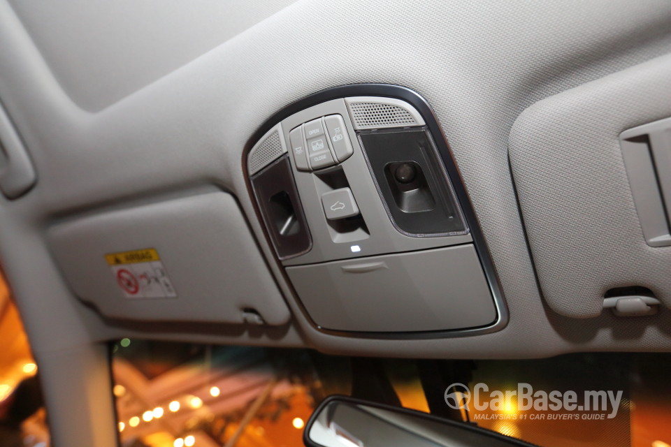 Hyundai Sonata LF (2014) Interior