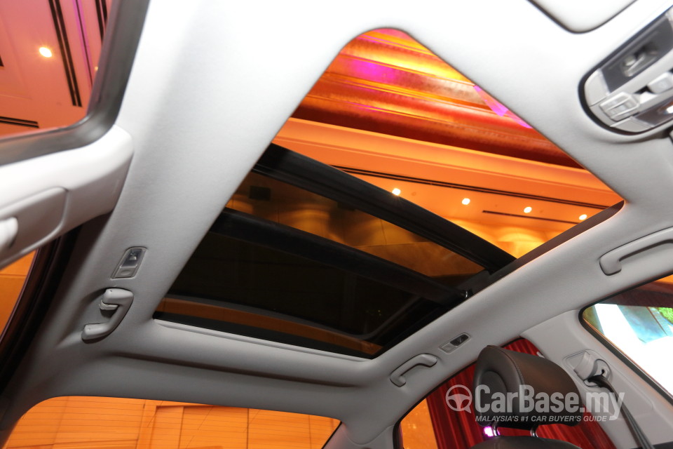 Hyundai Sonata LF (2014) Interior
