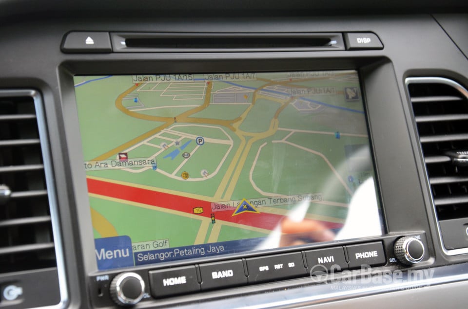 Hyundai Sonata LF (2014) Interior