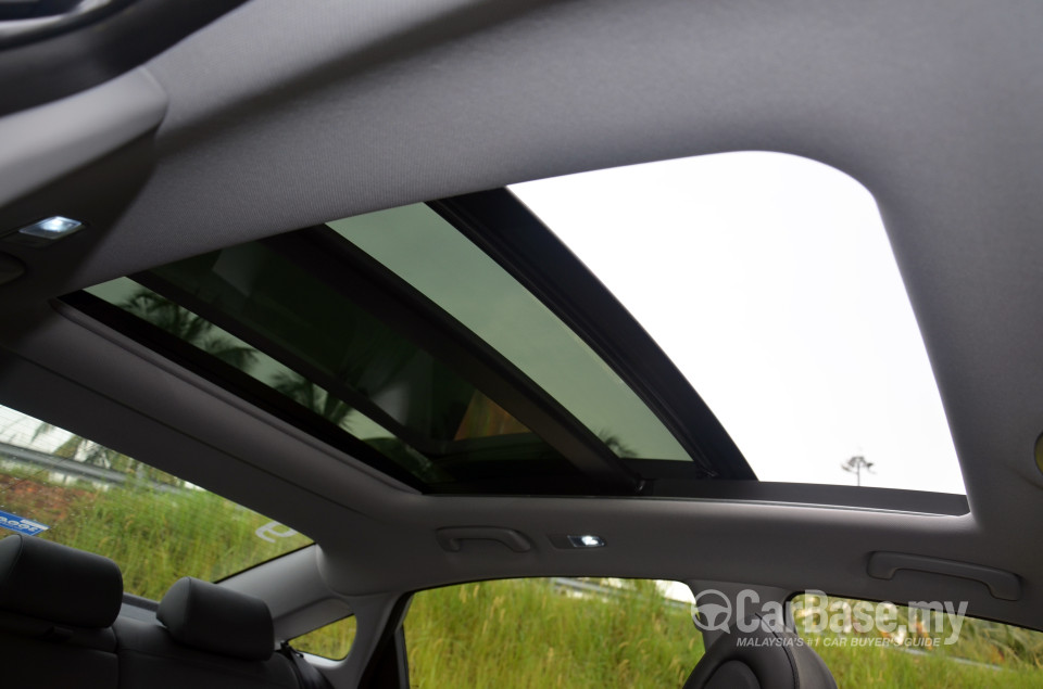 Hyundai Sonata LF (2014) Interior