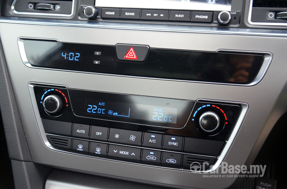 Hyundai Sonata LF (2014) Interior