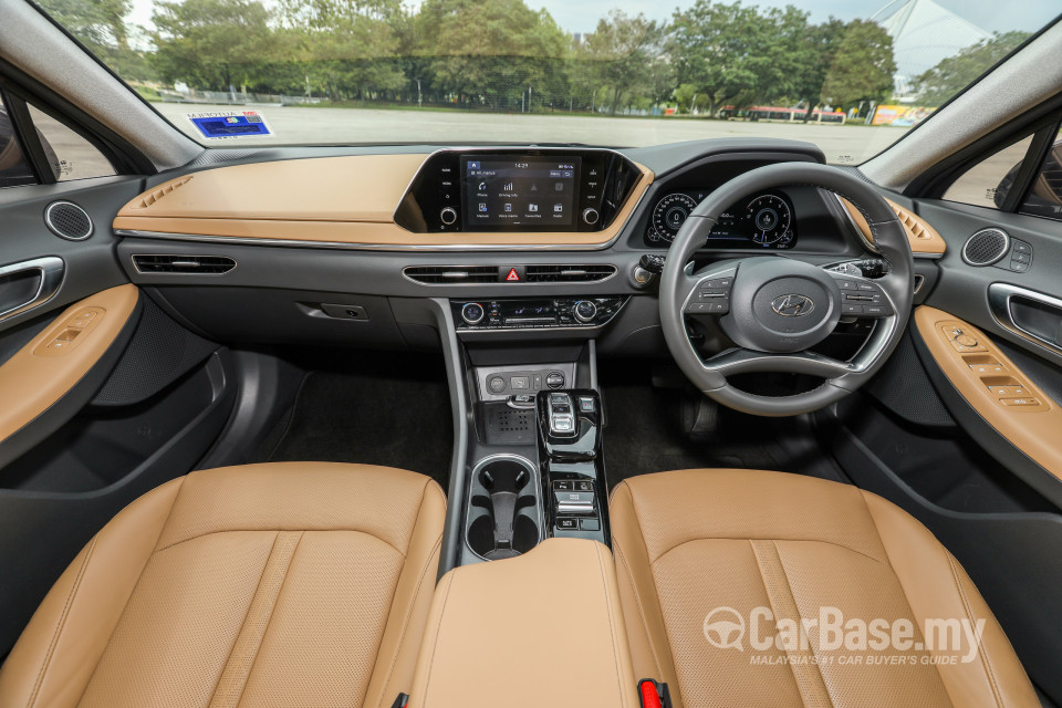 Hyundai Sonata DN8 (2020) Interior