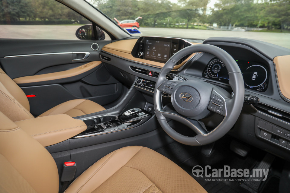 Hyundai Sonata DN8 (2020) Interior