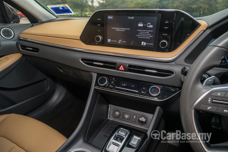 Hyundai Sonata DN8 (2020) Interior