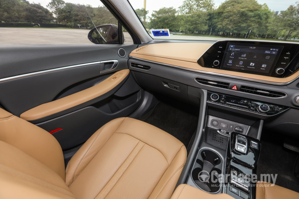 Hyundai Sonata DN8 (2020) Interior