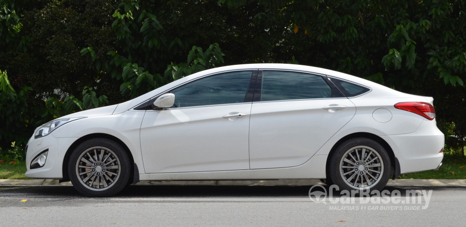 Hyundai i40 Sedan VF (2013) Exterior