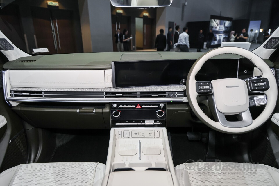 Hyundai Santa Fe MX5 (2025) Interior