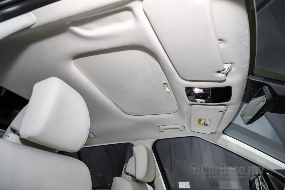 Hyundai Santa Fe MX5 (2025) Interior