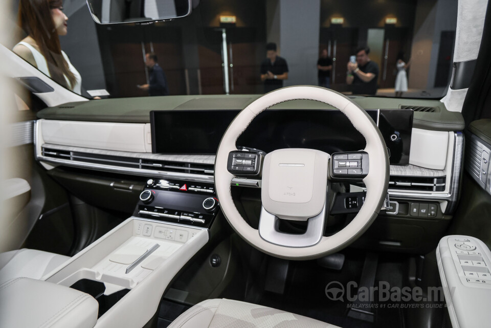 Hyundai Santa Fe MX5 (2025) Interior