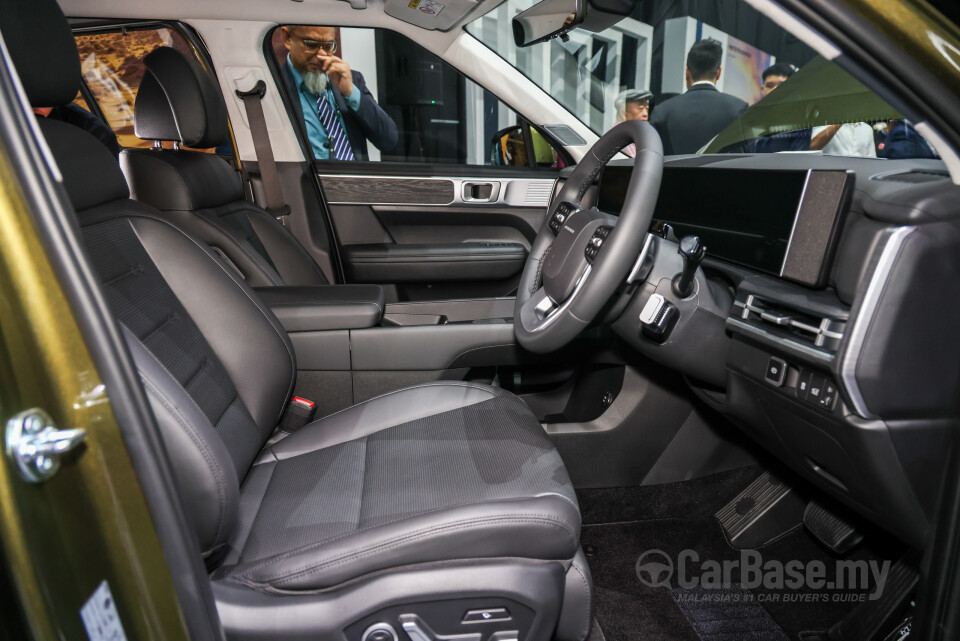 Hyundai Santa Fe MX5 (2025) Interior