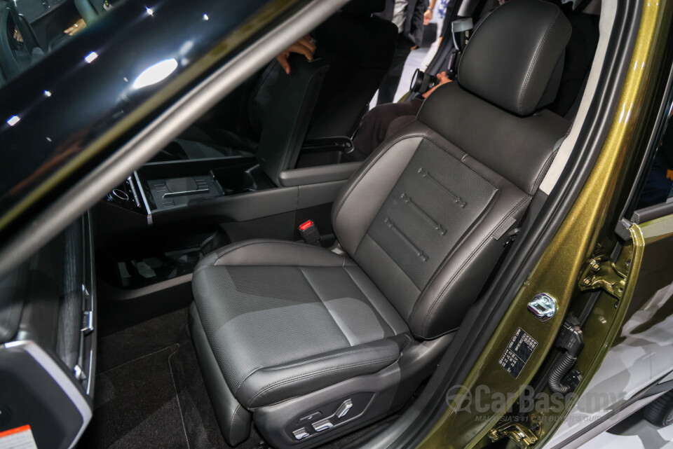Hyundai Santa Fe MX5 (2025) Interior