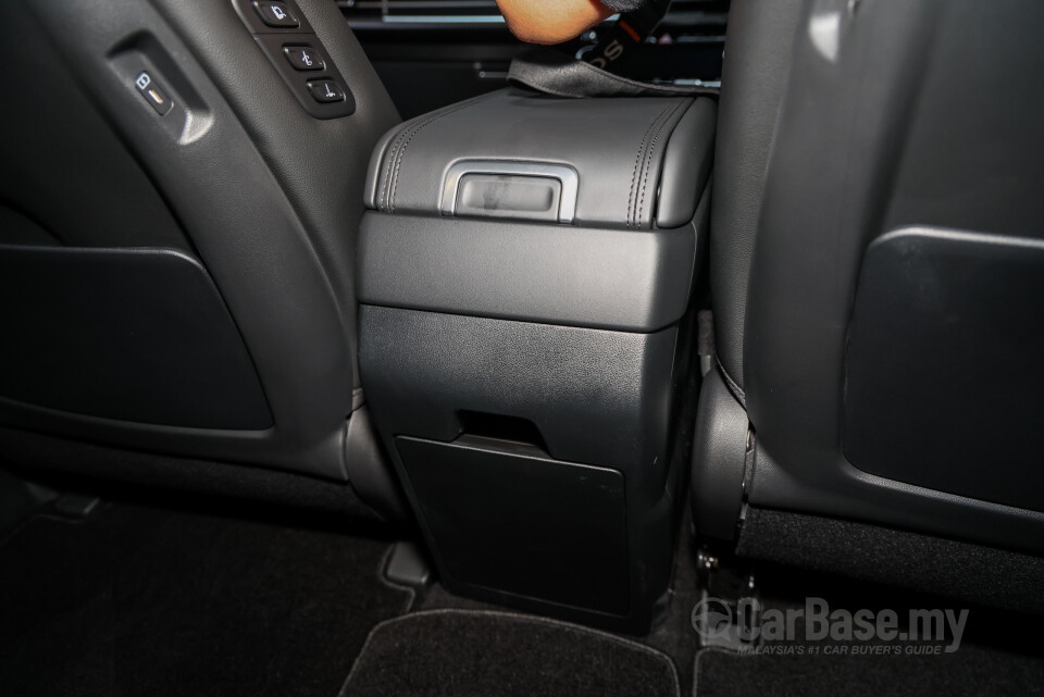 Hyundai Santa Fe MX5 (2025) Interior