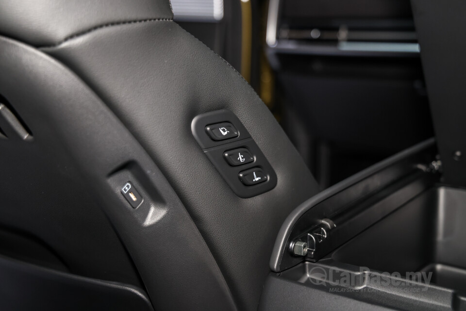 Hyundai Santa Fe MX5 (2025) Interior