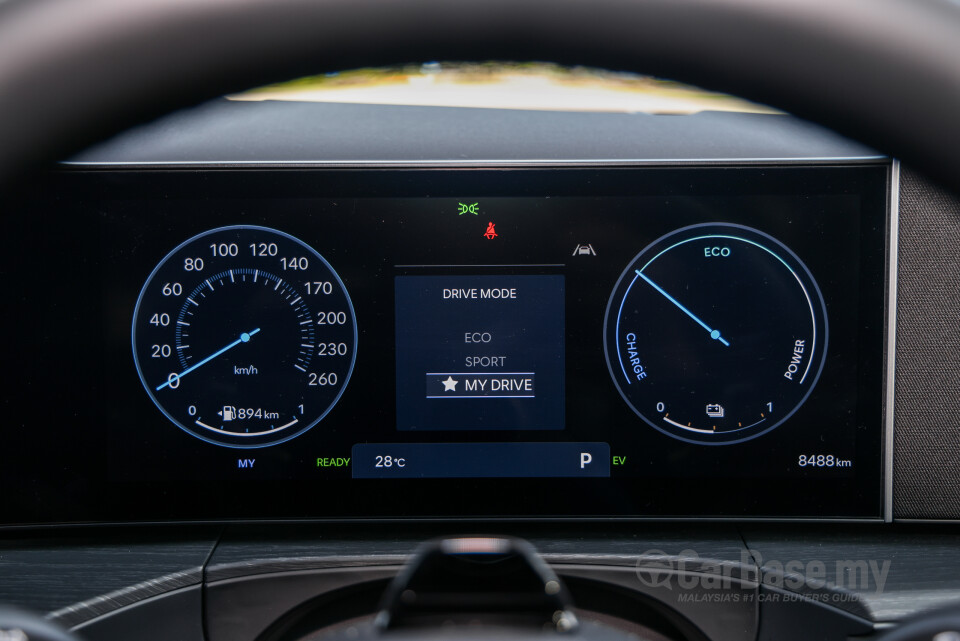 Hyundai Santa Fe MX5 (2025) Interior