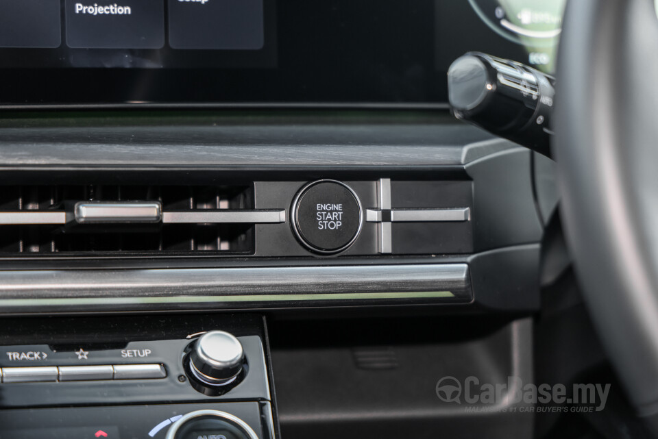 Hyundai Santa Fe MX5 (2025) Interior