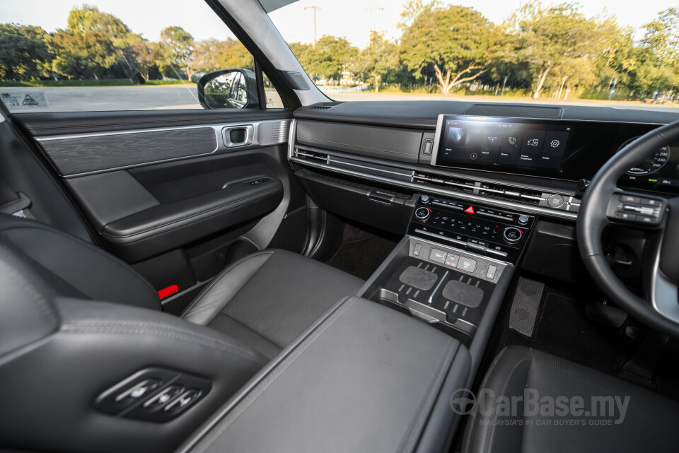 Hyundai Santa Fe MX5 (2025) Interior