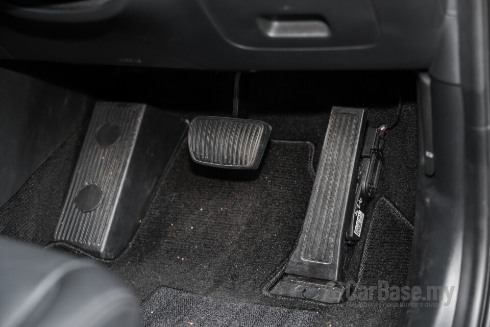 Hyundai Santa Fe MX5 (2025) Interior