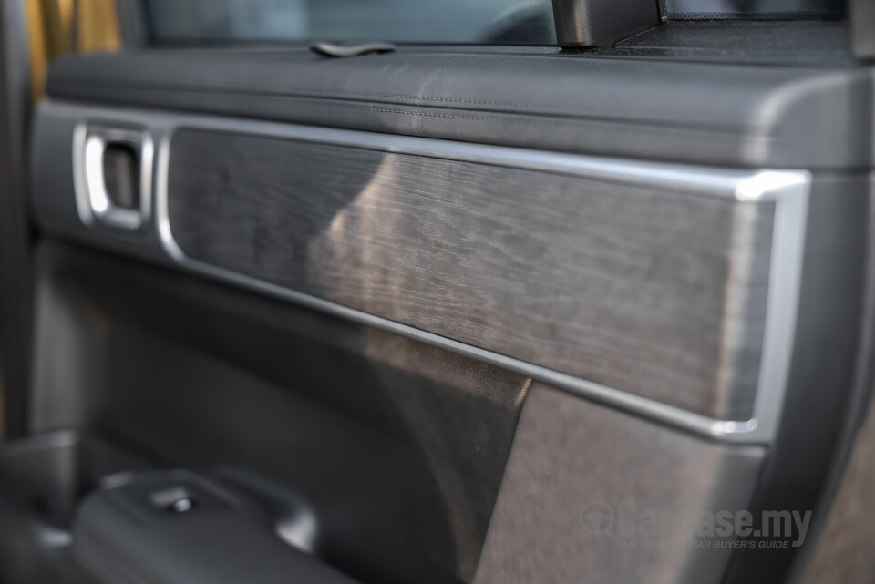 Hyundai Santa Fe MX5 (2025) Interior