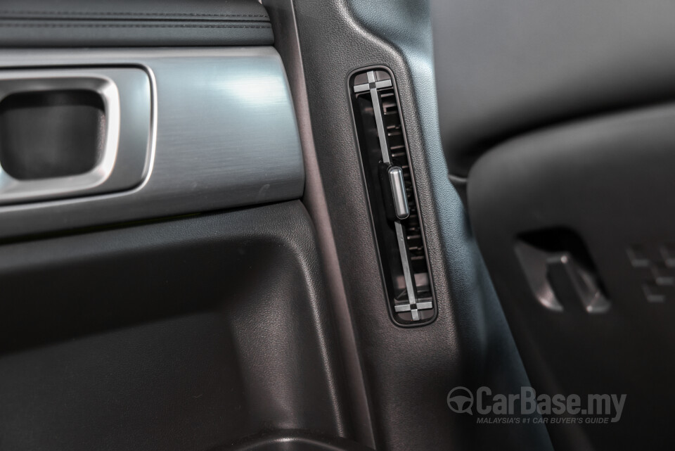 Hyundai Santa Fe MX5 (2025) Interior