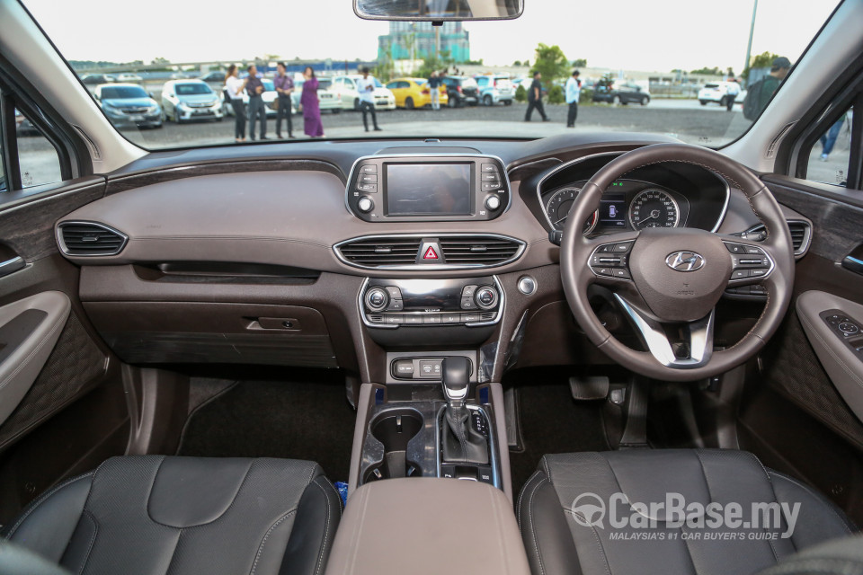 Hyundai Santa Fe TM (2019) Interior