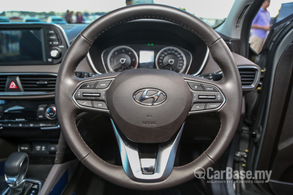 Hyundai Santa Fe TM (2019) Interior