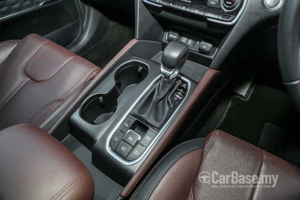 Hyundai Santa Fe TM (2019) Interior