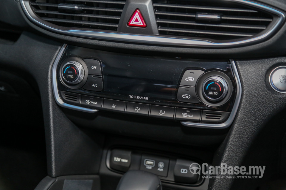 Hyundai Santa Fe TM (2019) Interior