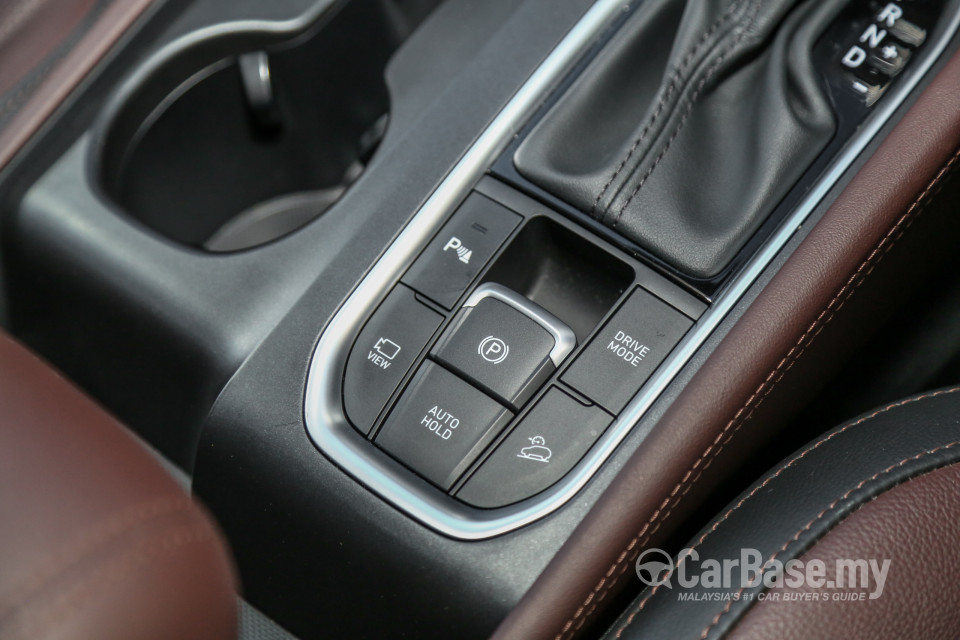 Hyundai Santa Fe TM (2019) Interior