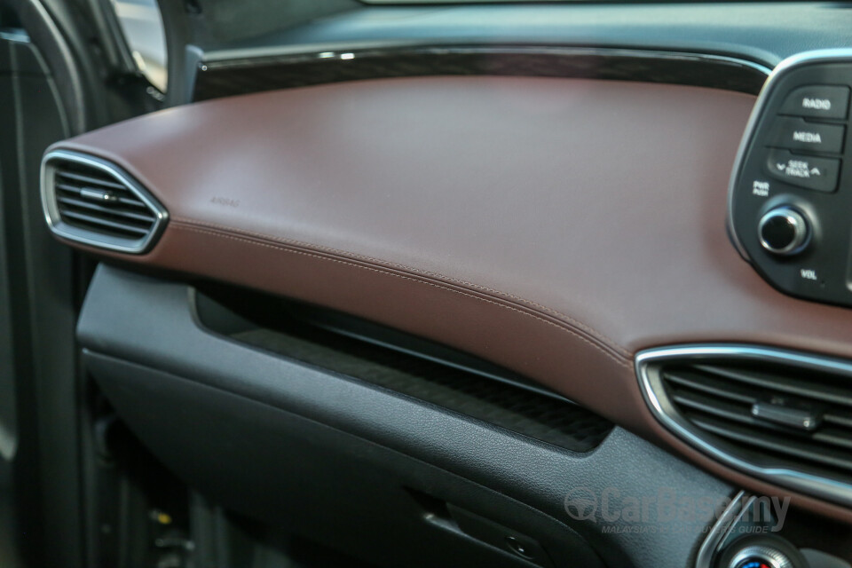 Lexus LS XF50 (2018) Interior