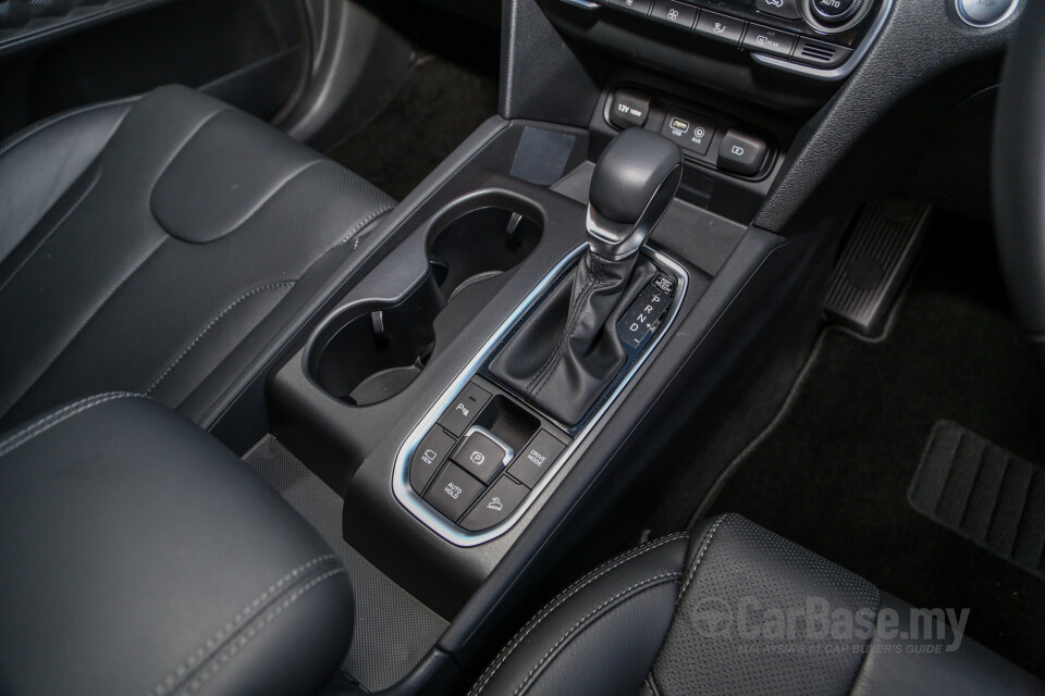 Mitsubishi ASX Mk1 Facelift (2013) Interior