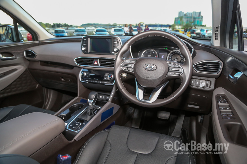 Hyundai Santa Fe TM (2019) Interior