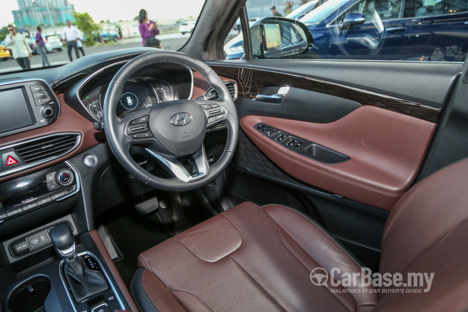 Hyundai Santa Fe TM (2019) Interior