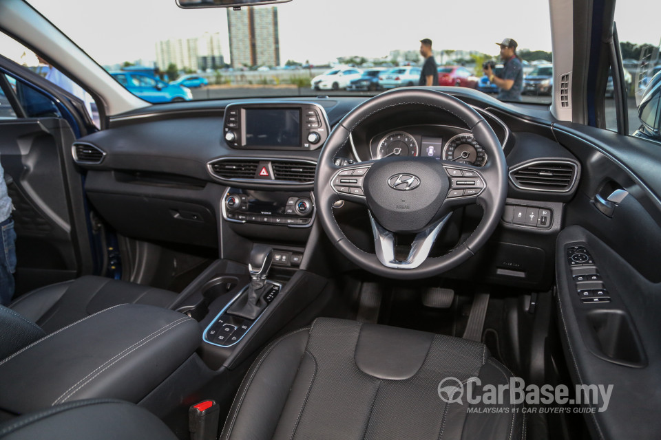 Hyundai Santa Fe TM (2019) Interior