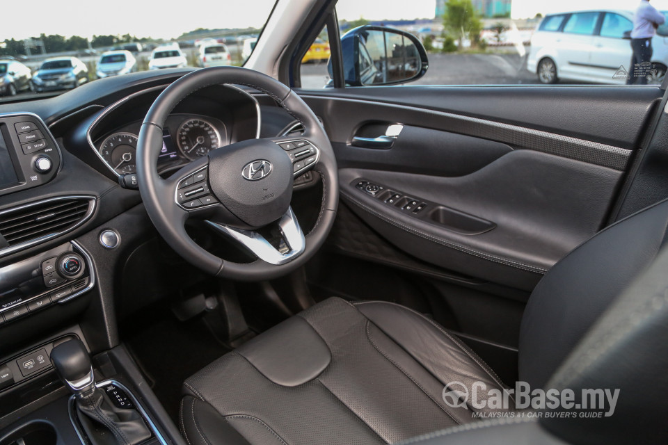 Hyundai Santa Fe TM (2019) Interior