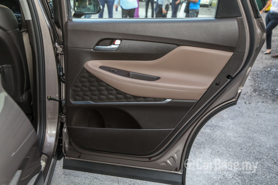 Hyundai Santa Fe TM (2019) Interior