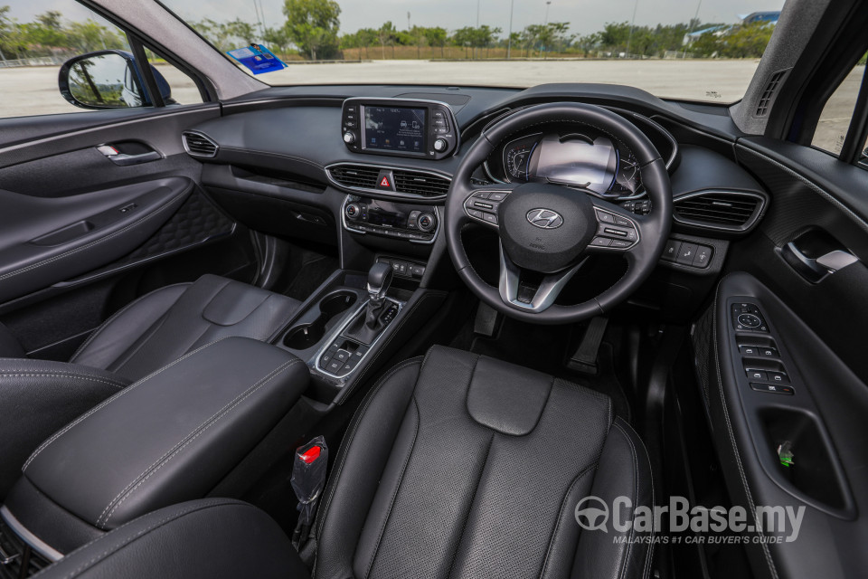 Hyundai Santa Fe TM (2019) Interior