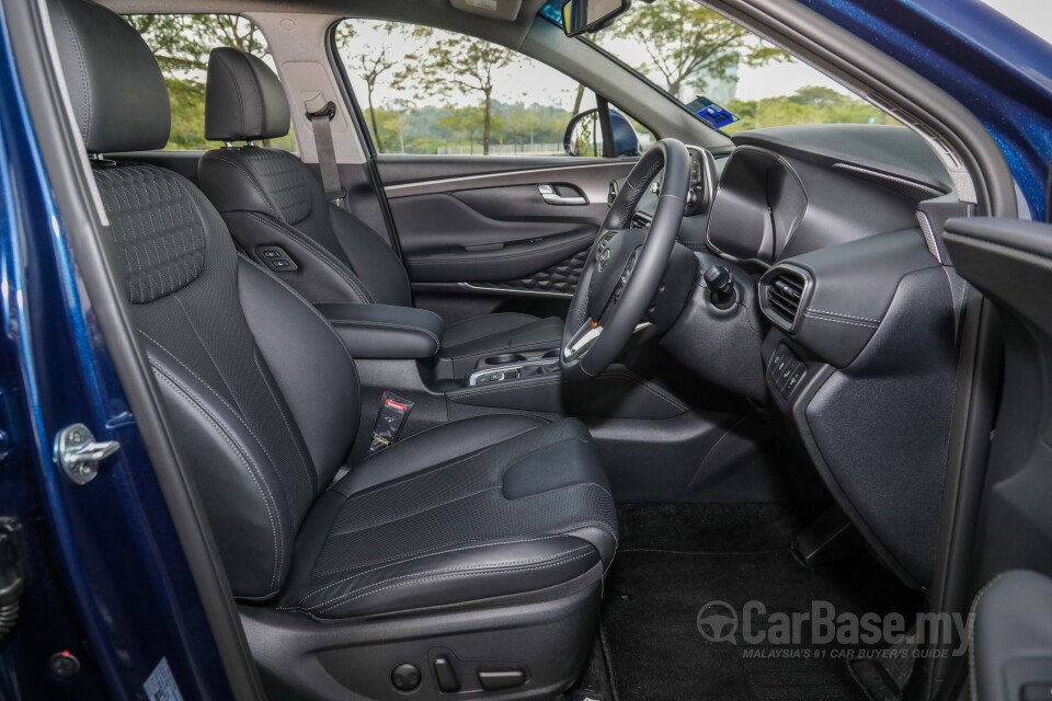 BMW i4 G26 (2022) Interior