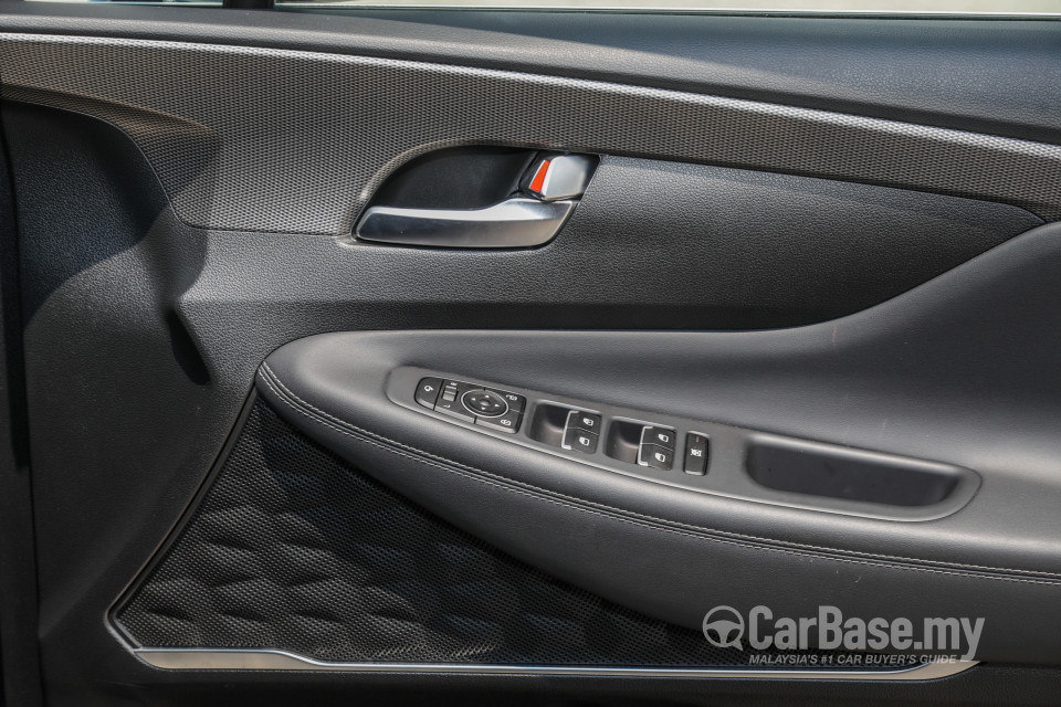 Hyundai Santa Fe TM (2019) Interior
