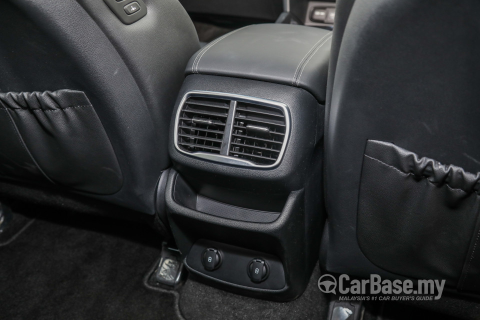 Hyundai Santa Fe TM (2019) Interior